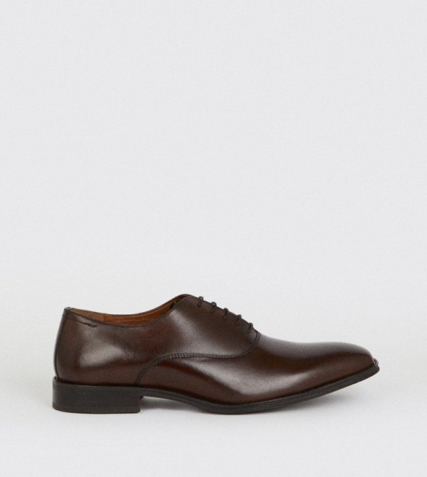 Buy Burton Dark Tan 1904 Leather Plain Oxford Shoes in Brown 6thStreet UAE