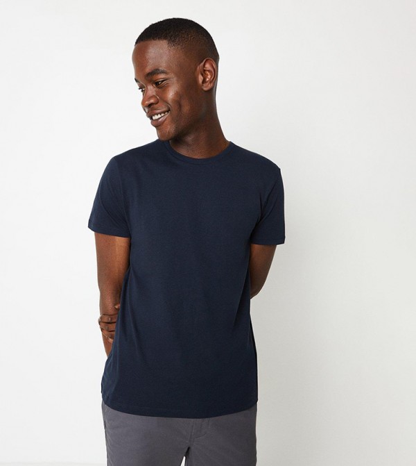 Solid Crew Neck T-Shirt
