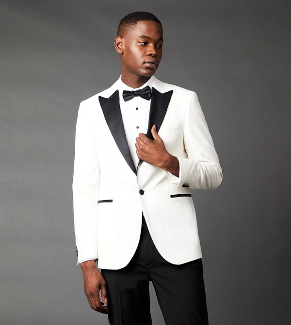Tailored Fit Peak Collar Tuxedo Blazer