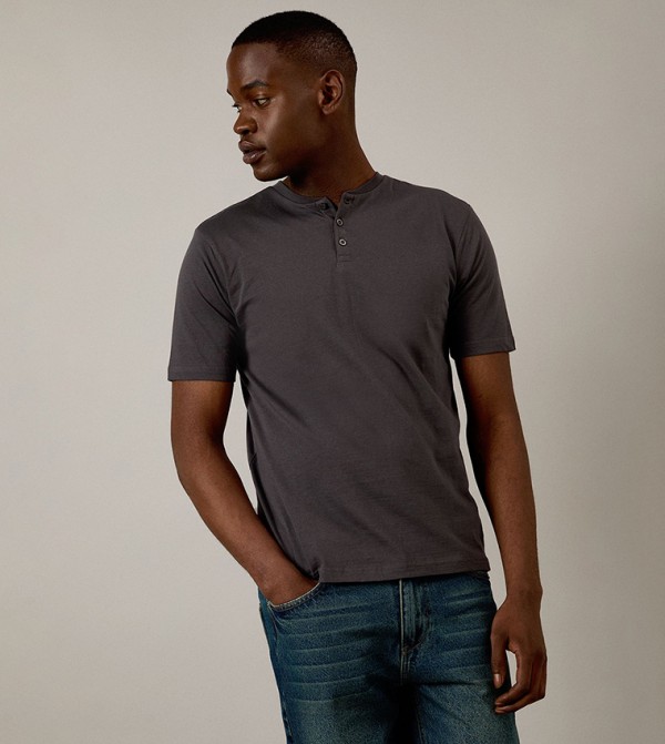 Henley Neck Short Sleeves T-Shirt