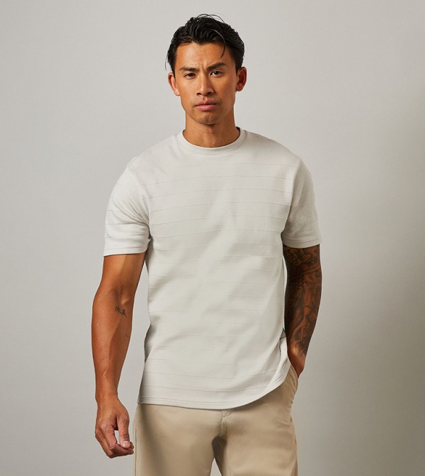 Textured Short Sleeves T-Shirt