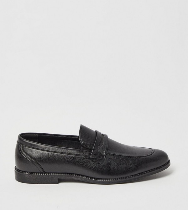 Round Toe Slip-On Loafers