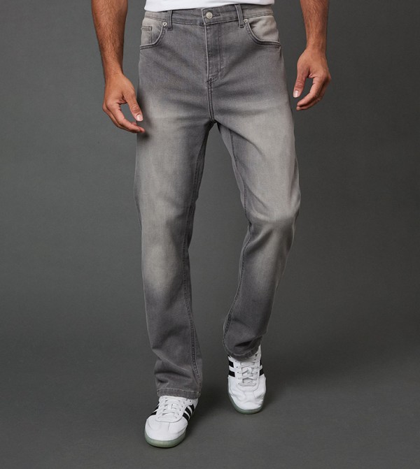 Faded Stretch Straight Fit Jeans