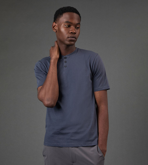 Solid Henley Neck T-Shirt