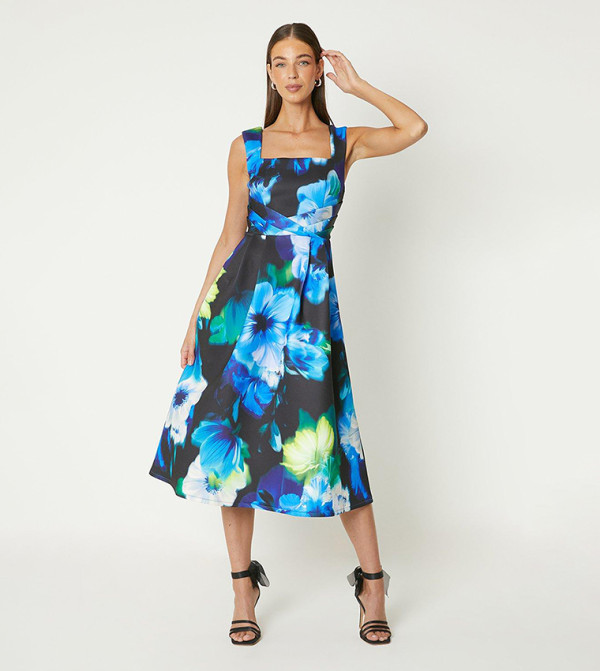 Sunnira | Blue Porcelain Print Boat-Neck Midi Dress With Drop-Waist