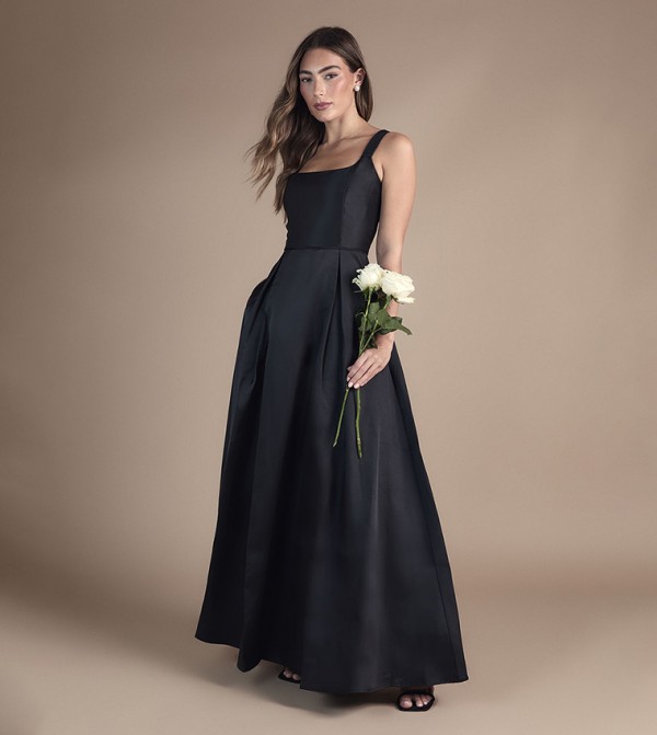 Scoop Neck Full Skirted Twill Maxi Bridesmaid Dress