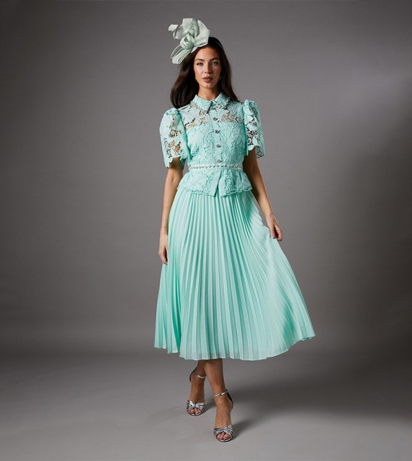 Lace Top Pleat Skirt Jewel Button Dress