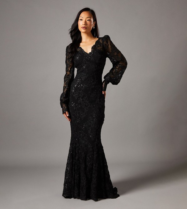 V-Neck Lace Long Sleeves Maxi Dress