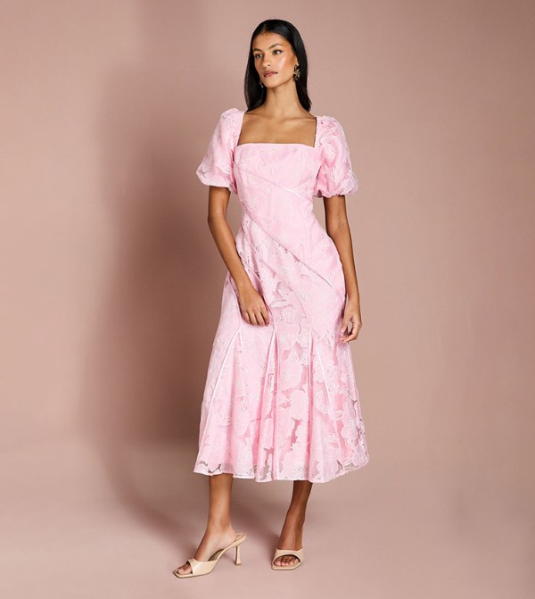 فستان ميدي جاكار للمقاسات الصغيرة