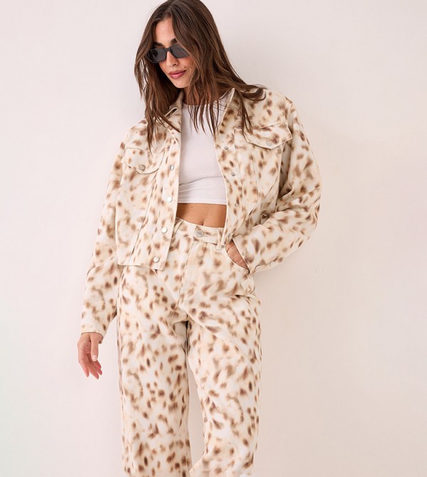 Deer Print Ovoid Crop Denim Jacket