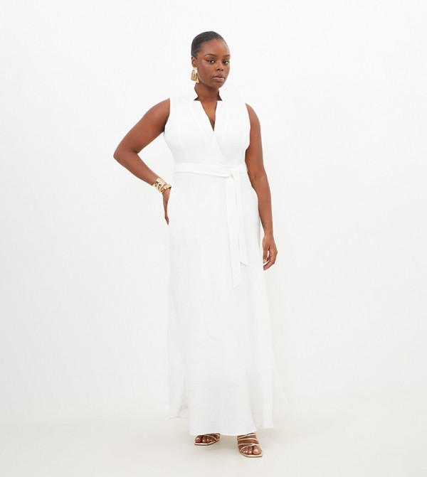 Outsize clothing store