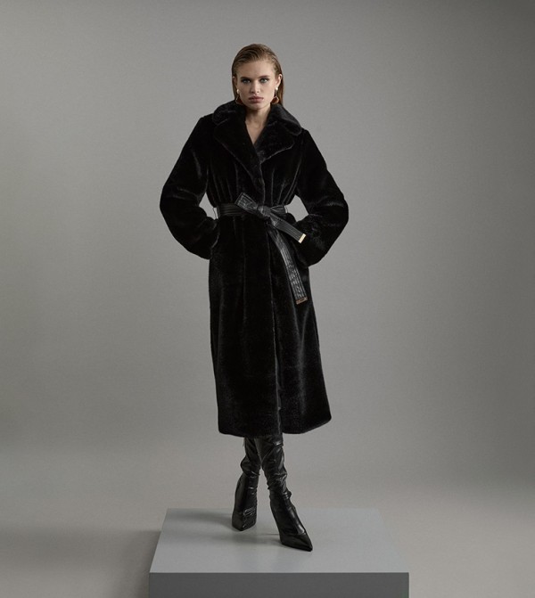 معطف فرو صناعي طويل