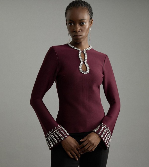 Figure Form Bandage Embellished Knitted Top