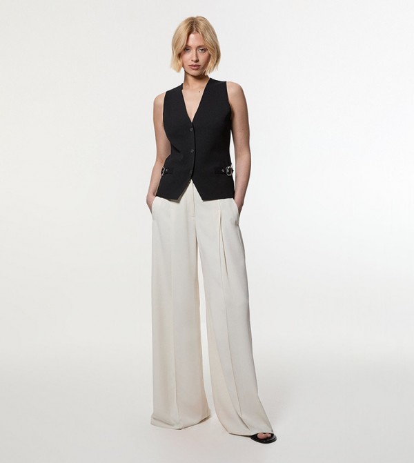 Buckle Trim Knitted Waistcoat