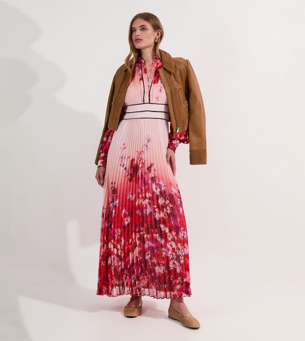 Scattered Floral Print Pleated Maxi Dress