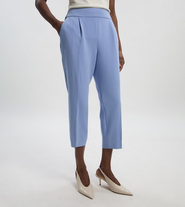 بنطال بقصة ضيقة وخصر عالي للمقاسات الصغيرة 