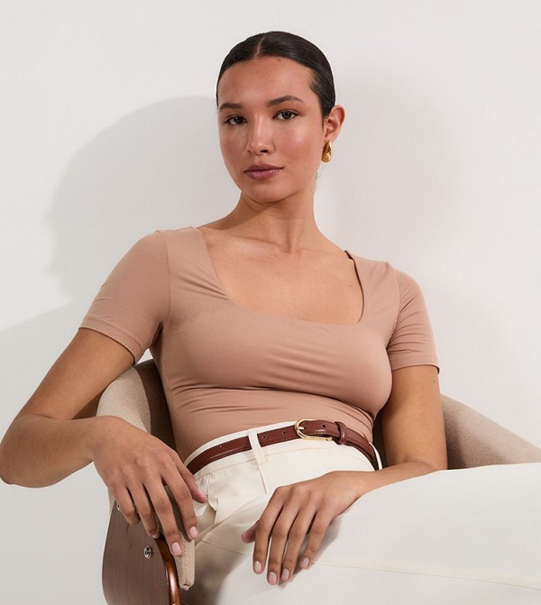 Contour Jersey Short Sleeves Scoop Neck Top
