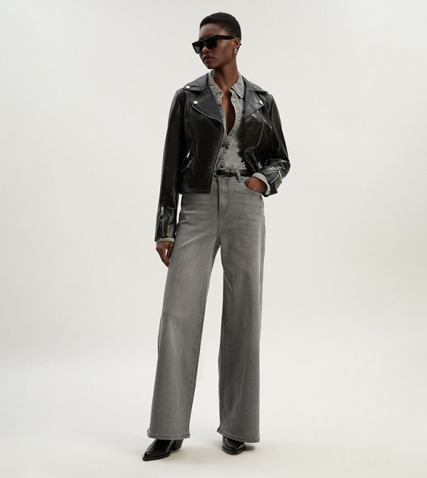 Washed Stretch Wide Leg Jeans