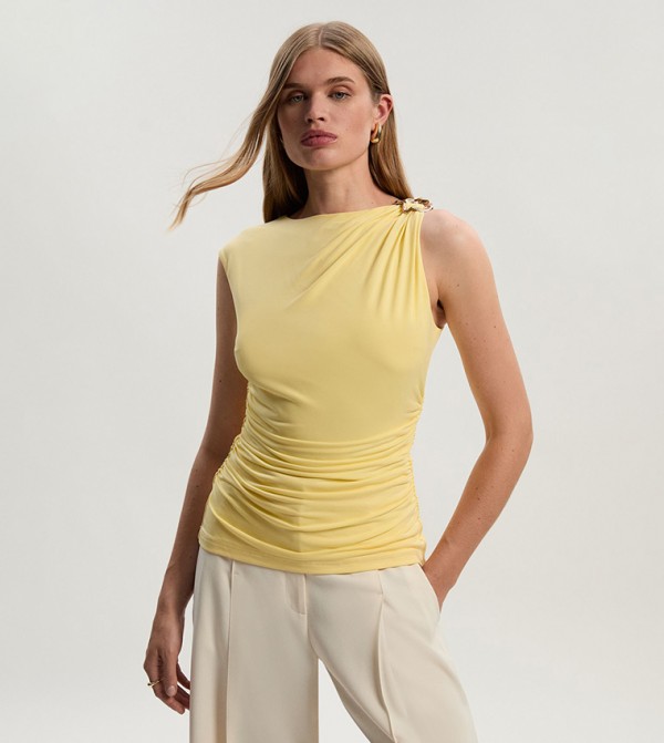 Drapey Crepe Trim Detail Ruched Top
