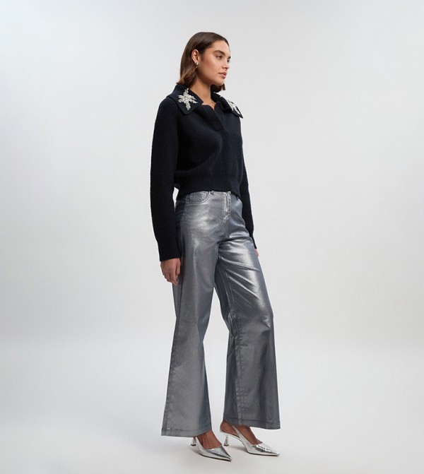 جينز ميتاليك واسع للمقاسات الصغيرة 