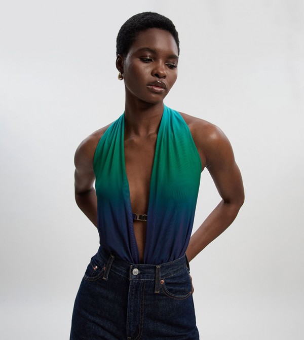 توب باديسوت شبكي بياقة عالية 