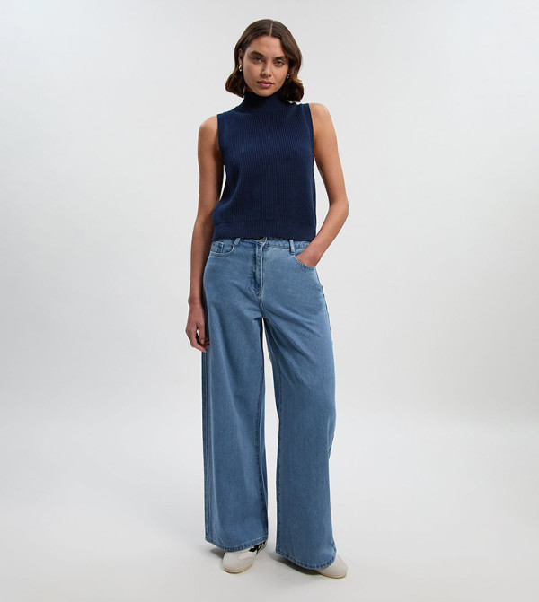 Washed Wide Leg Jeans