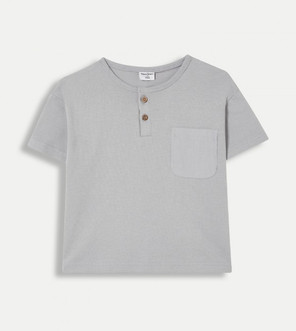 Solid Short Sleeves T-Shirt
