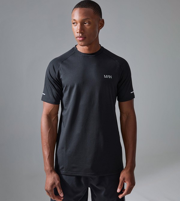 Solid Raglan Regular Fit Active T-Shirt