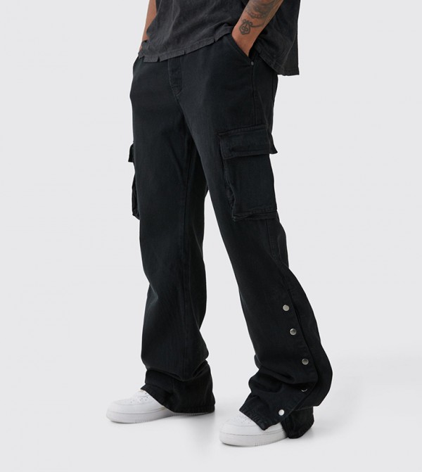 Tall Mid Rise Flared Cargo Jeans
