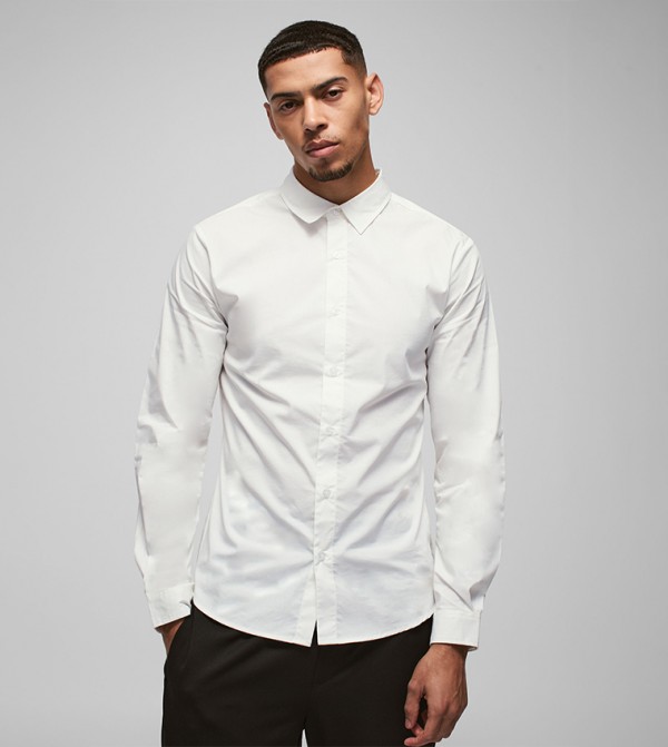 Solid Long Sleeves Slim Fit Shirt
