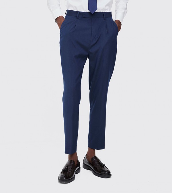 Solid Mid Rise Tapered Fit Formal Trousers