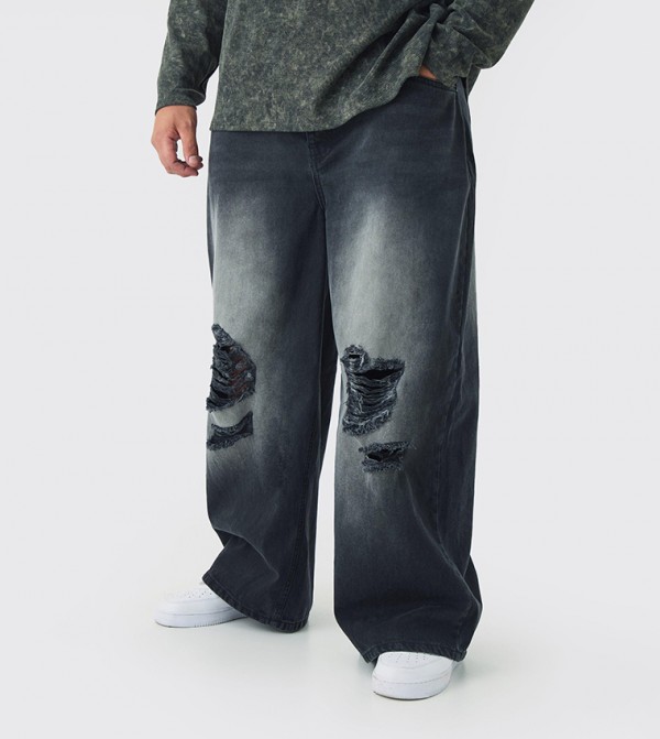 Plus & Tall Super Distressed Baggy Jeans