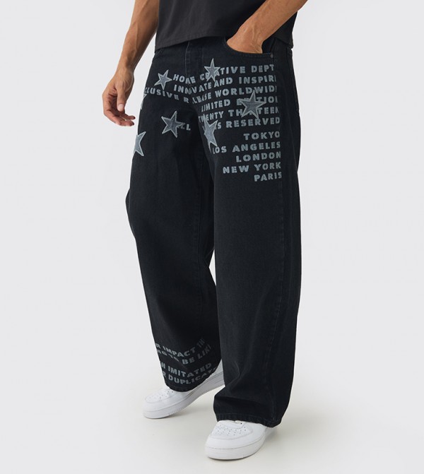 Rigid Star Appliqued Baggy Jeans