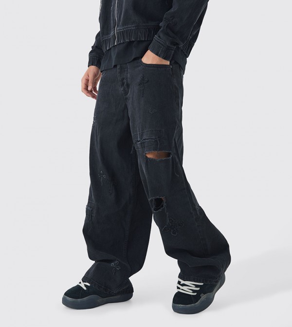 Rigid Cross Appliqued Baggy Jeans