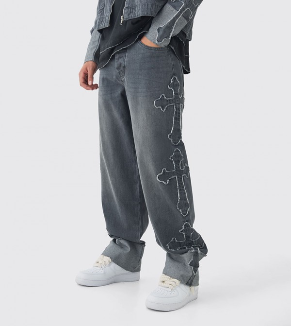 Relaxed Rigid Cross Appliqued Baggy Jeans