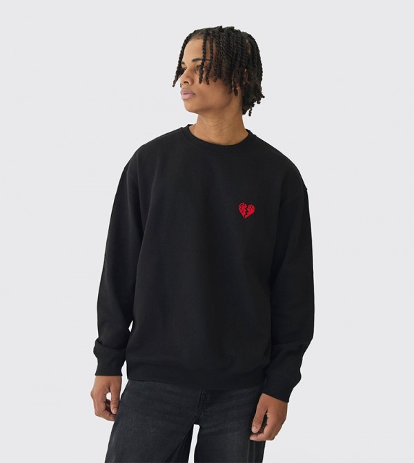 Broken Heart Embroidered Oversized Sweatshirt