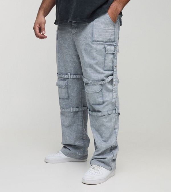 Acid Wash Strappy Relaxed Fit Cargo Jeans
