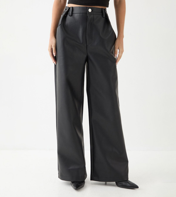 بنطال واسع جلد صناعي 