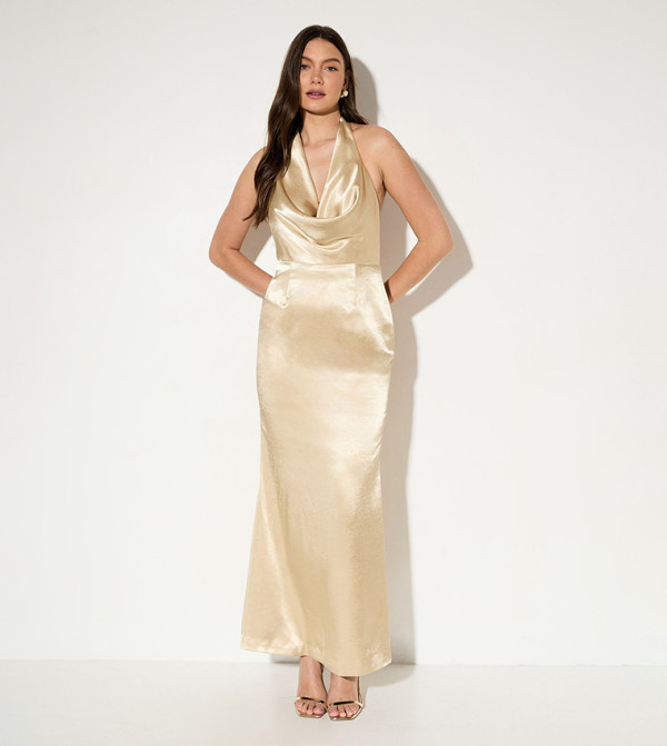 فستان وصيفات العروس ماكسي ساتان بقبة واسعة وظهر مفتوح