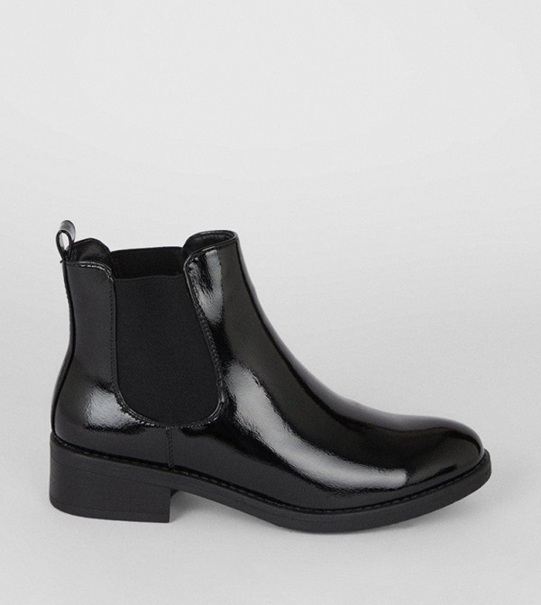 Buy Dorothy Perkins Marina Basic Chelsea Boots In Black 6thStreet Kuwait
