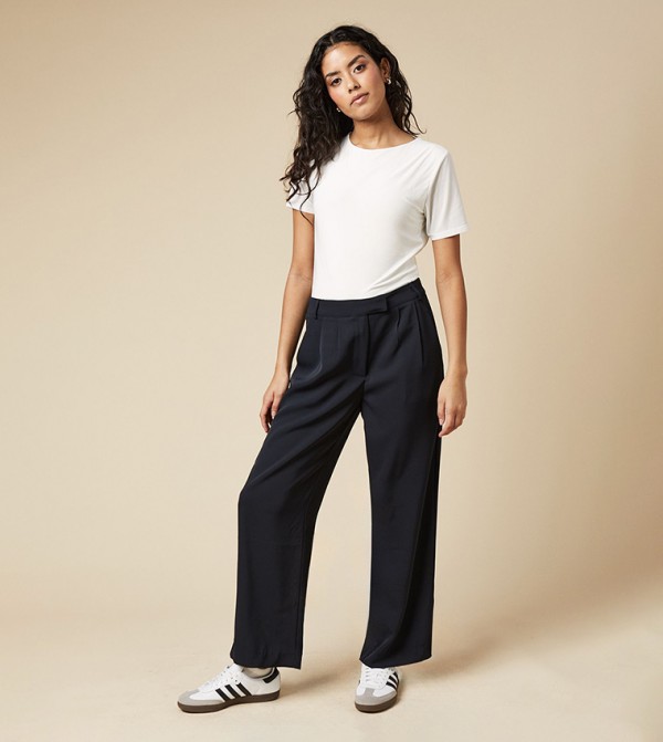 Petite Solid Straight Fit Trousers