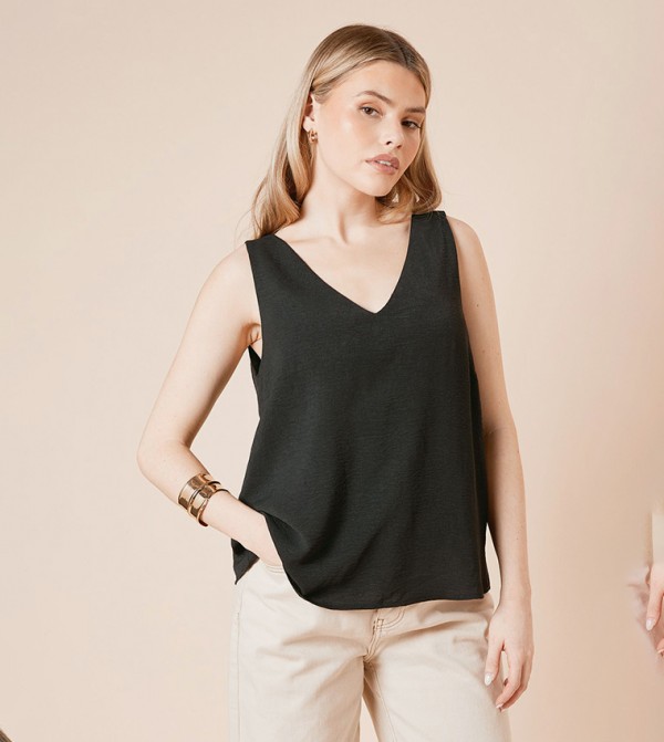 Built-Up V-Neck Sleeveless Top