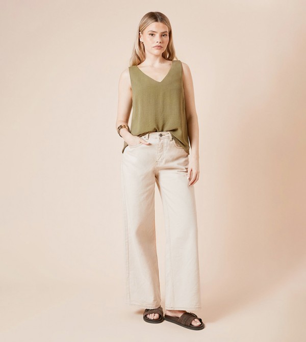 Built-Up V-Neck Sleeveless Top