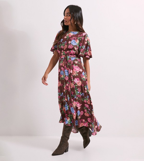 فستان ميدي بطبعة وأكمام مكشكشة للمقاسات الصغيرة