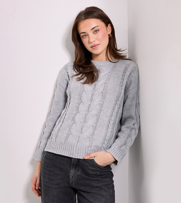 جمبر محبوك بقبة مستديرة