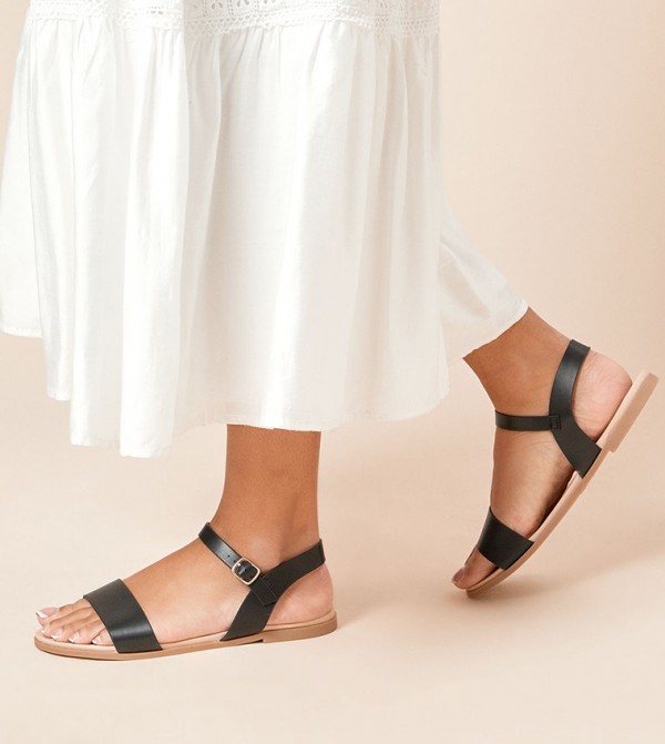 Extra Faye Strappy Flat Sandals