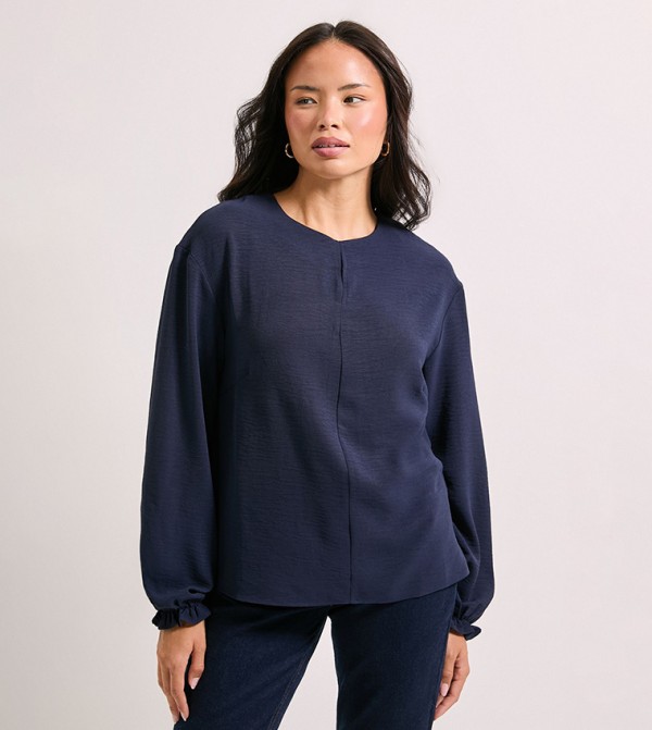 Keyhole Front Long Sleeves Top