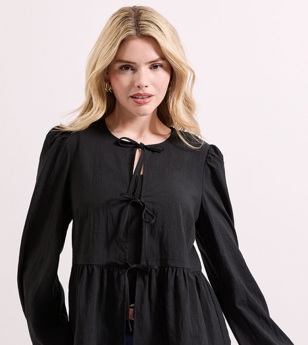 Tie Front Long Sleeves Top