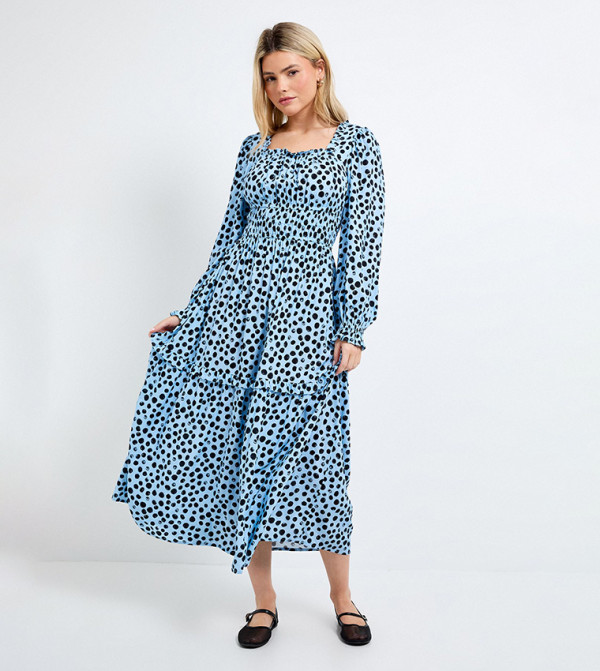 فستان ميدي منقط كم باف بطبقات