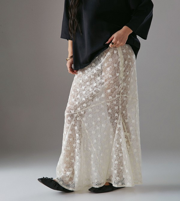 Petite Sheer Lace Fishtail Maxi Skirt